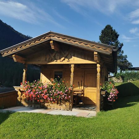Haus Am Gletscher ノイシュティフト・イム・シュトゥーバイタール エクステリア 写真